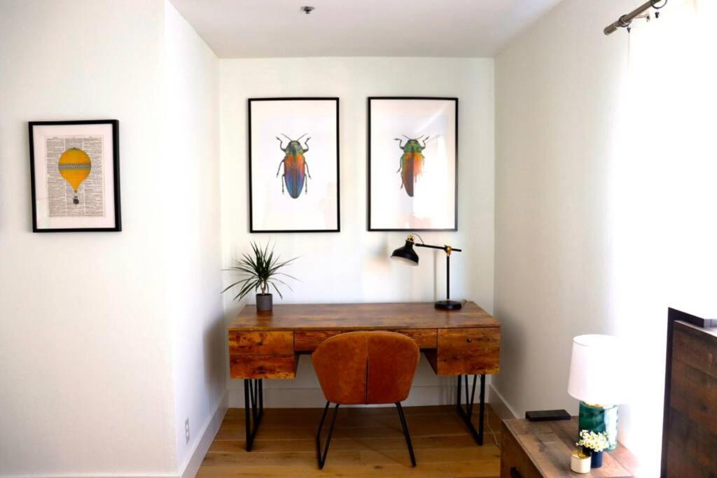 Heart Of West Hollywood Modern 2 Bedroom 2 Bath Apartment Los Angeles