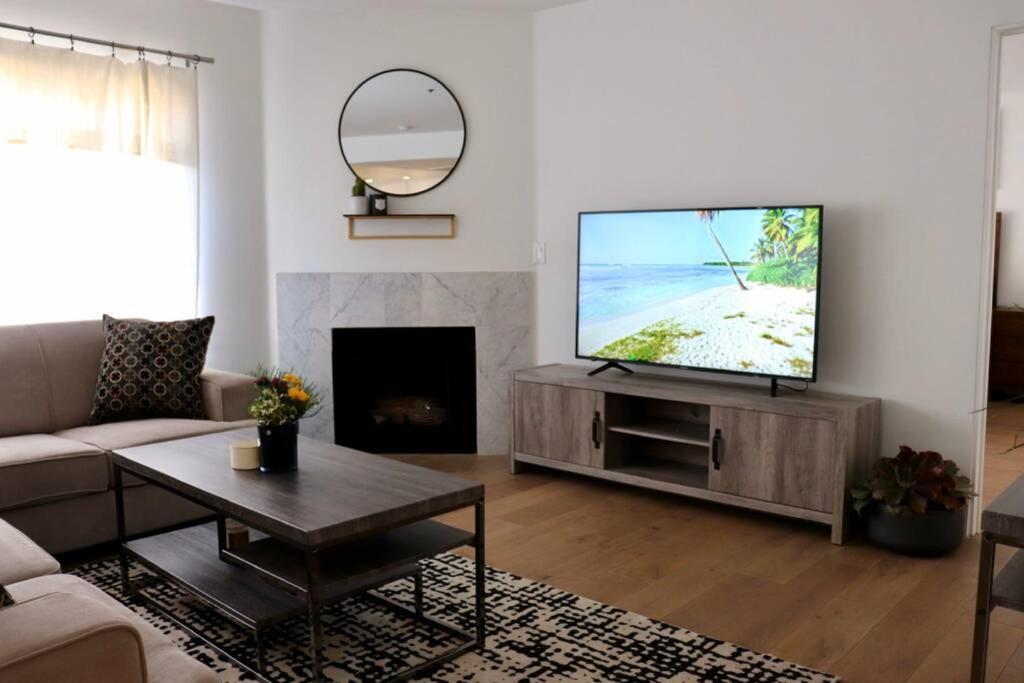 Appartement Heart Of West Hollywood Modern 2 Bedroom 2 Bath Los Angeles